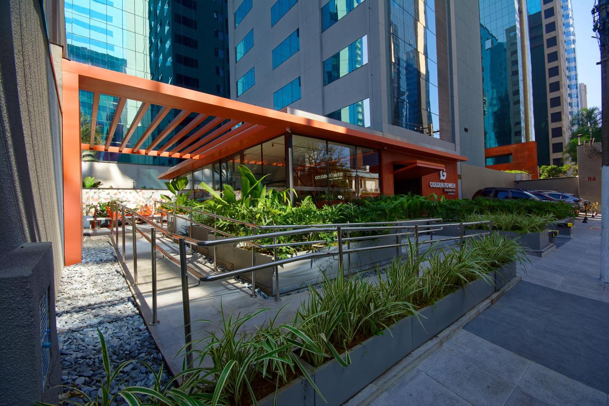 Golden Tower Express Nacoes Unidas By Fenix Hoteis — Photos 1